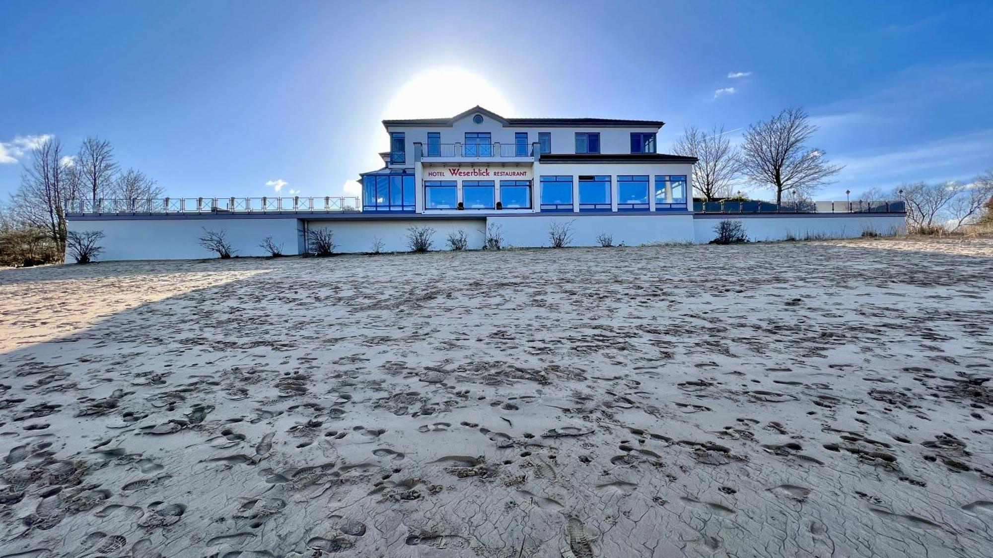 Gaestehaus Weserblick Am Weser-Sandstrand Berne Eksteriør bilde